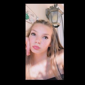 Meet your Posher, Hannah